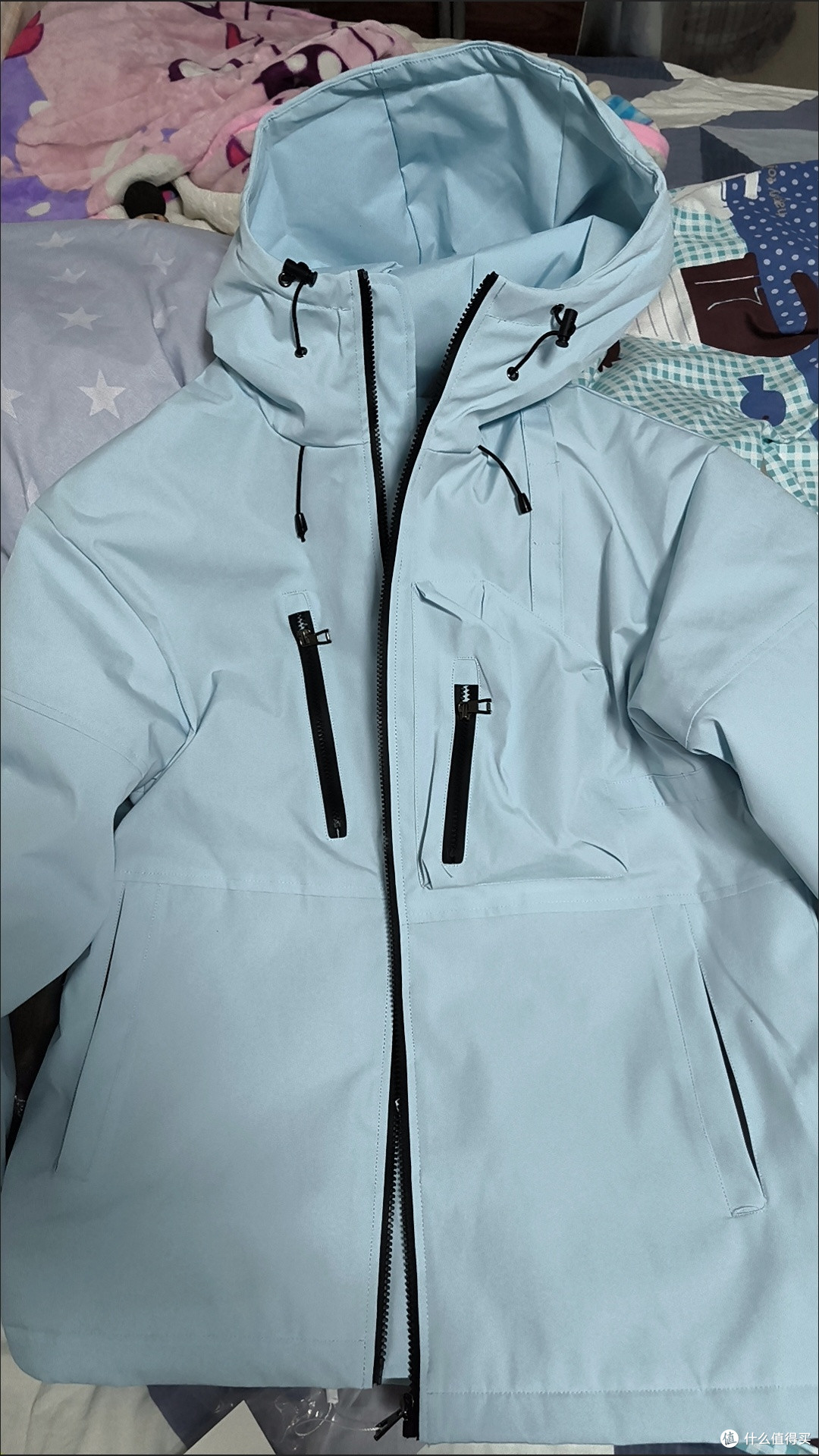 雪季情侣滑雪服实测|保暖抗造还出片,单双板通穿不踩雷