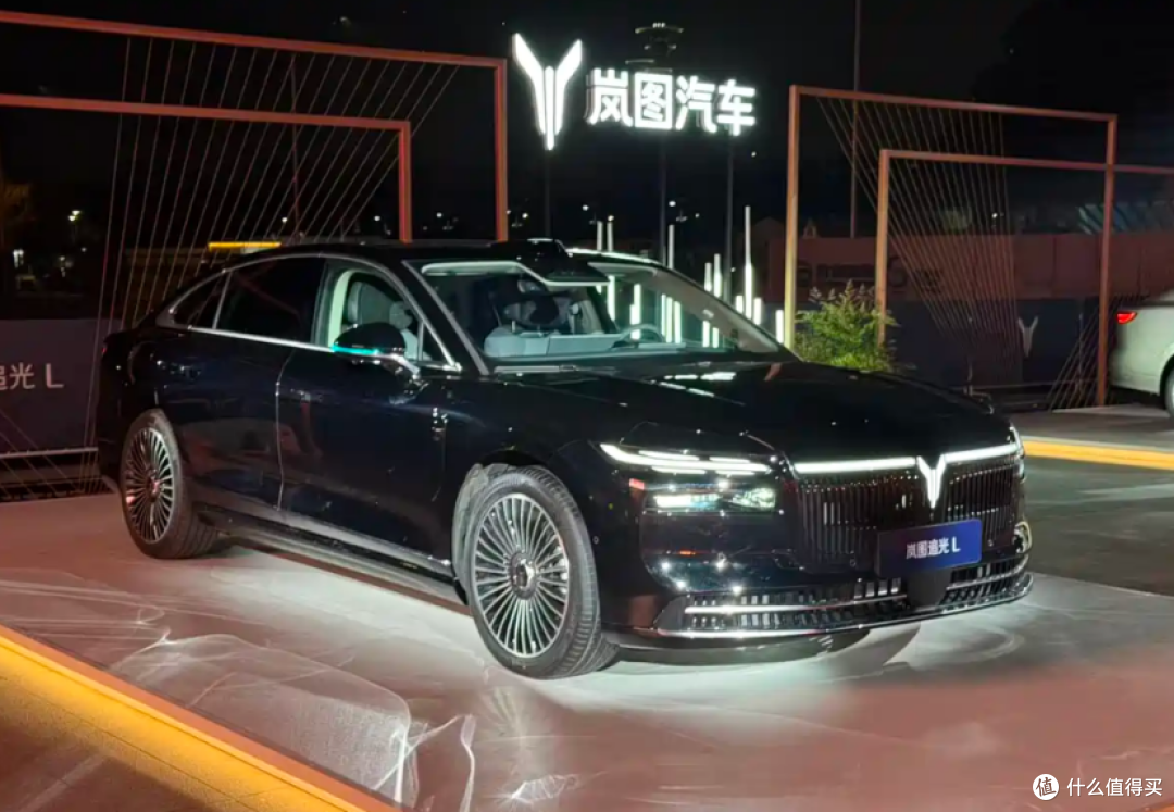 岚图追光L上市 搅动30万级中大型车存量博弈