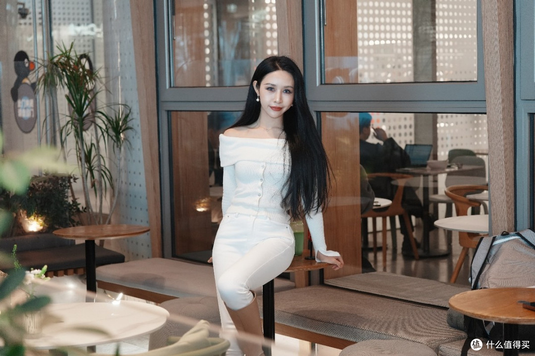 AI 赋能的全能创作利器 索尼 a7m5 全画幅微单测评