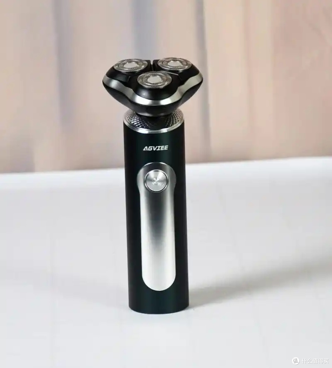 出差旅行必备!电动剃须刀选购全攻略,便携与性能如何兼得?