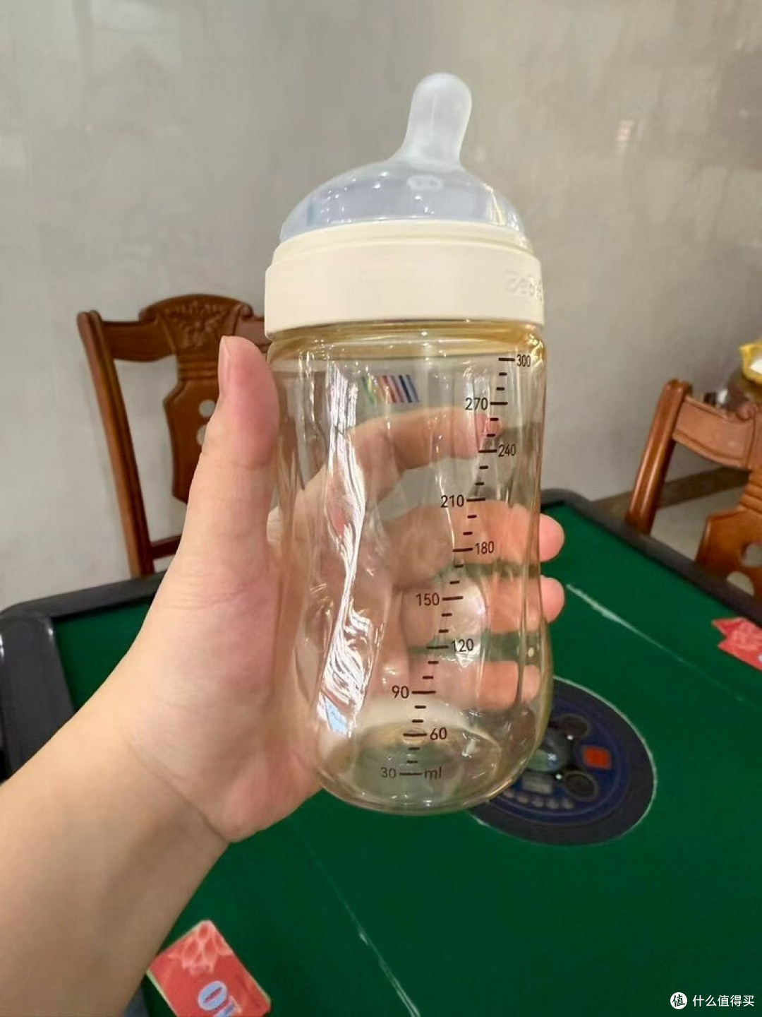 BeBeBus钻光奶瓶:3-6月龄宝宝优选