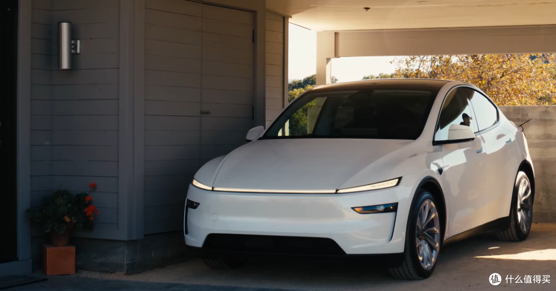 25万纯电SUV终极PK:小米YU7和Model Y,谁更值?