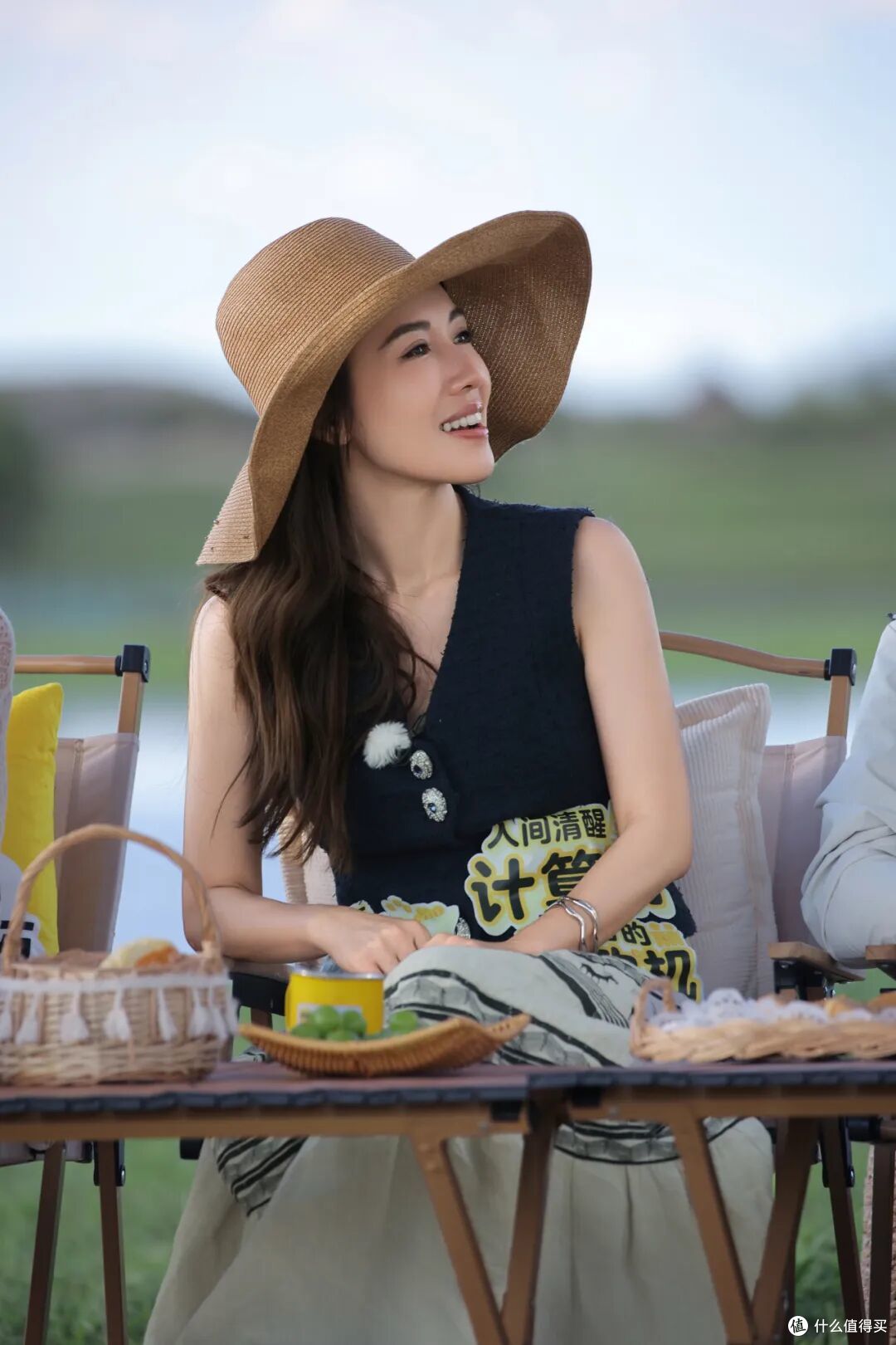 《新闻女王》中的李施嬅,在生活中不是大女主剧,日常微笑面对!