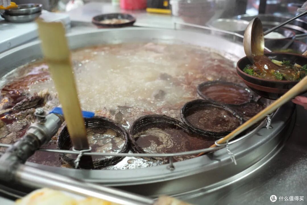 吃到了“饭饭封神”的城市,不火简直没道理