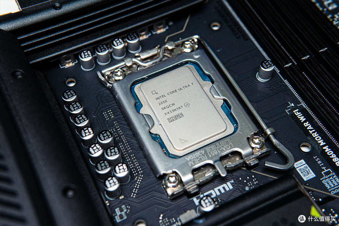 黑色整机,U7 265K+5070Ti+微星MAG B860M MORTAR WIFI迫击炮测试