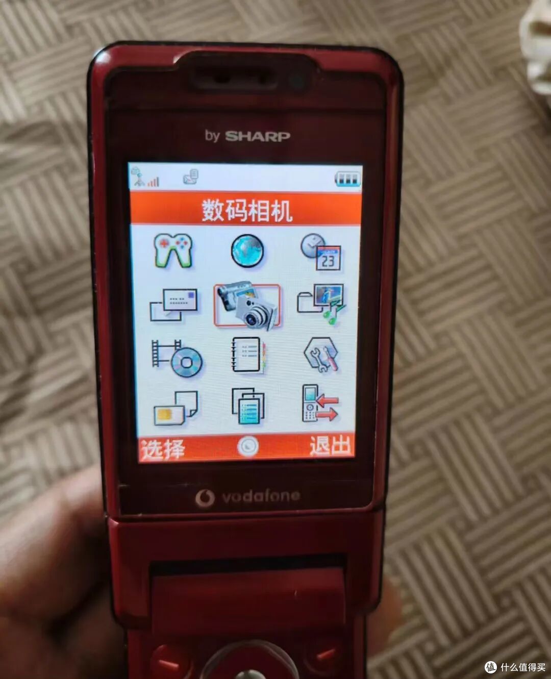 曾经最屌的洋垃圾手机!自带320万CCD镜头,屏幕还能旋转