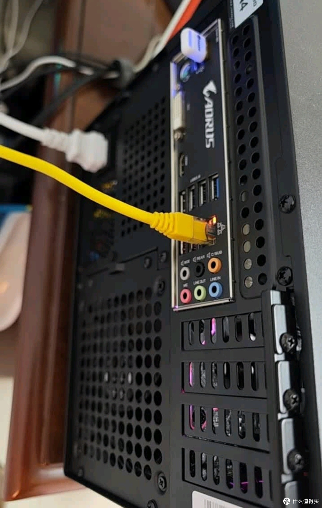 乔思伯N4:小体积大容量的美学选择