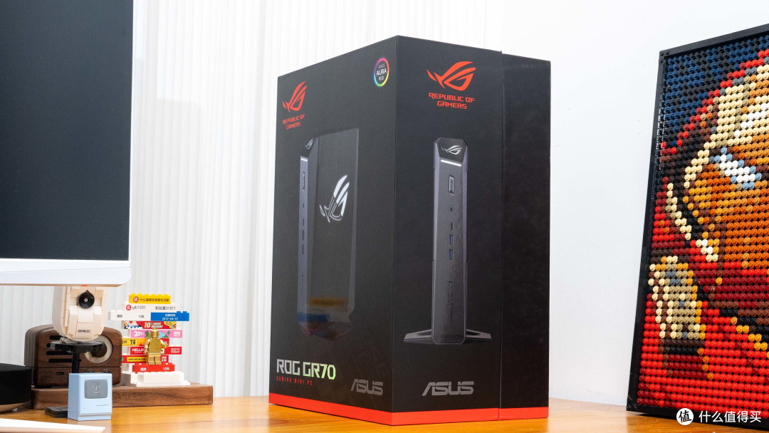 巴掌大机身塞下X3D处理器？ROG魔霸9 MINI颠覆认知