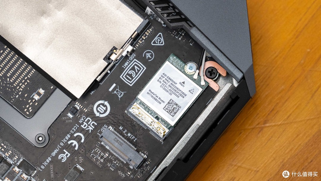 巴掌大机身塞下X3D处理器？ROG魔霸9 MINI颠覆认知