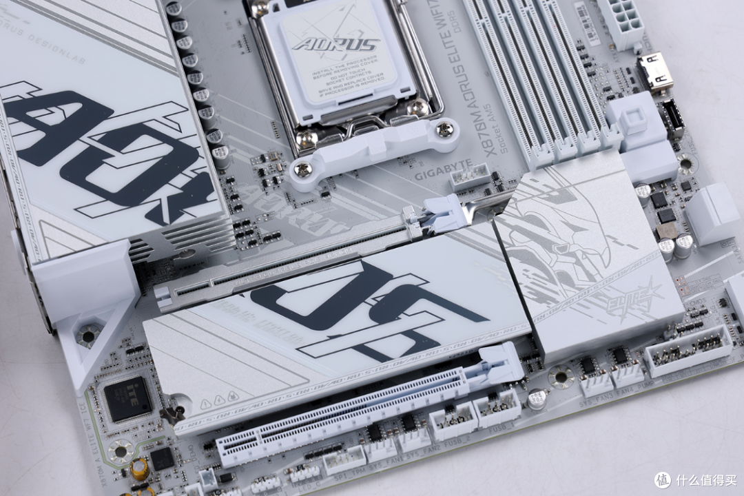 预算1.3W打造桌面MATX小钢炮:9700X+5070+九州风神CH160Plus