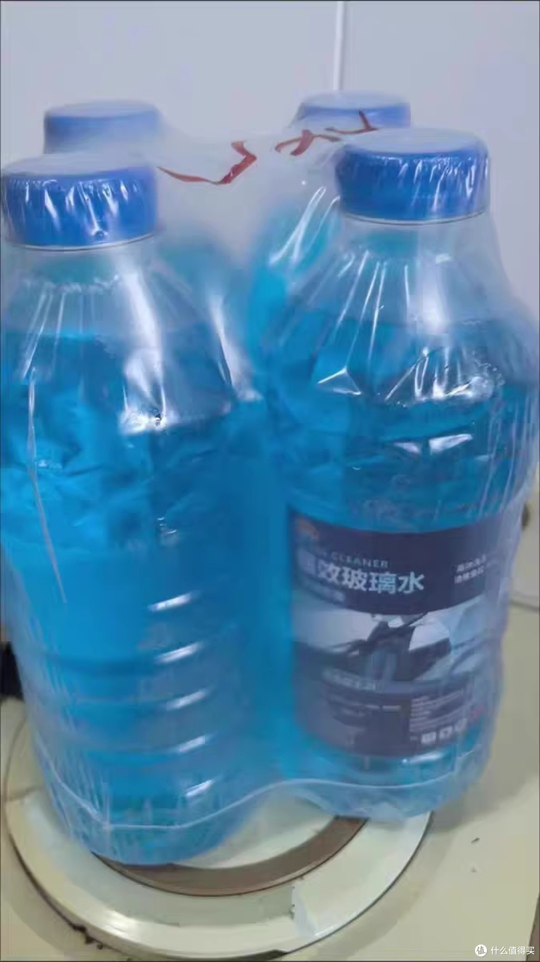 昆仑玻璃水：冬季行车的守护者