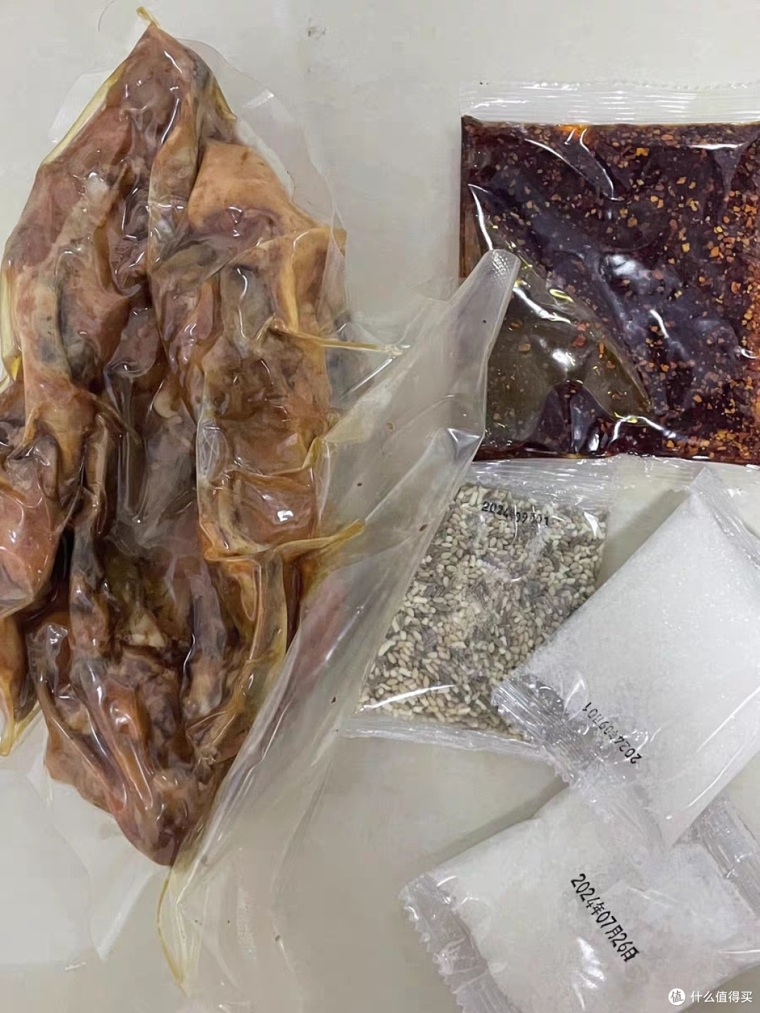 玖福记招牌熏拌鸡架:580g硬核分量,解锁沈阳街头顶级鲜香
