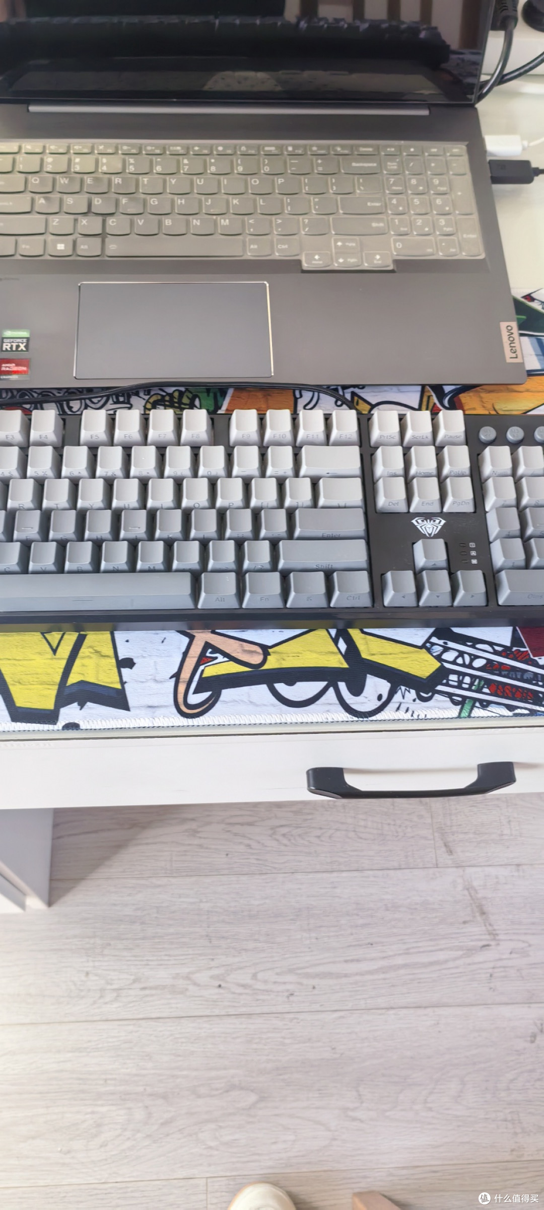 全尺寸键鼠套闭眼冲!狼蛛 F2088pro 实测,办公游戏都不耽误