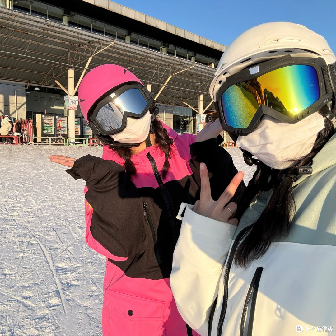 雪季全能玩家攻略,滑雪护具时尚护目镜