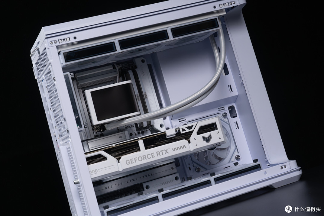 TUF B850-BTF+TUF RTX 5070Ti BTF+先马巨浪3装机体验!