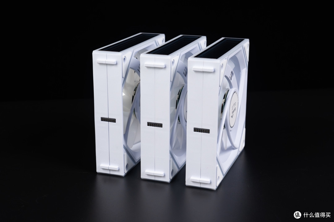 TUF B850-BTF+TUF RTX 5070Ti BTF+先马巨浪3装机体验!