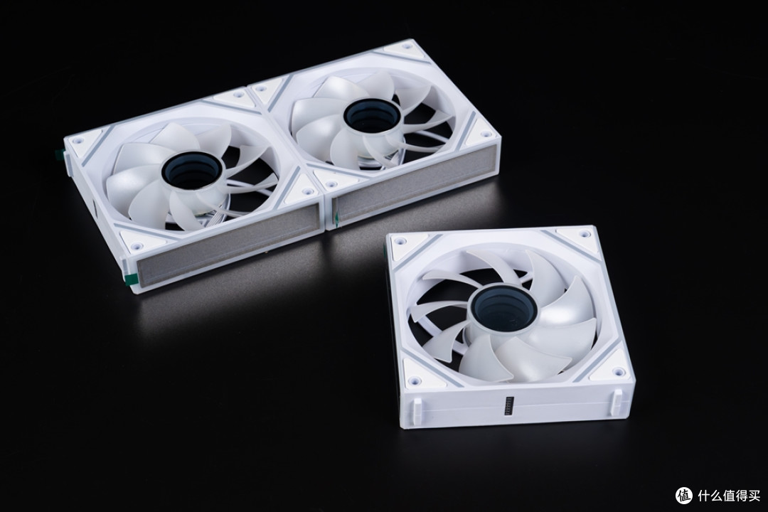 TUF B850-BTF+TUF RTX 5070Ti BTF+先马巨浪3装机体验!