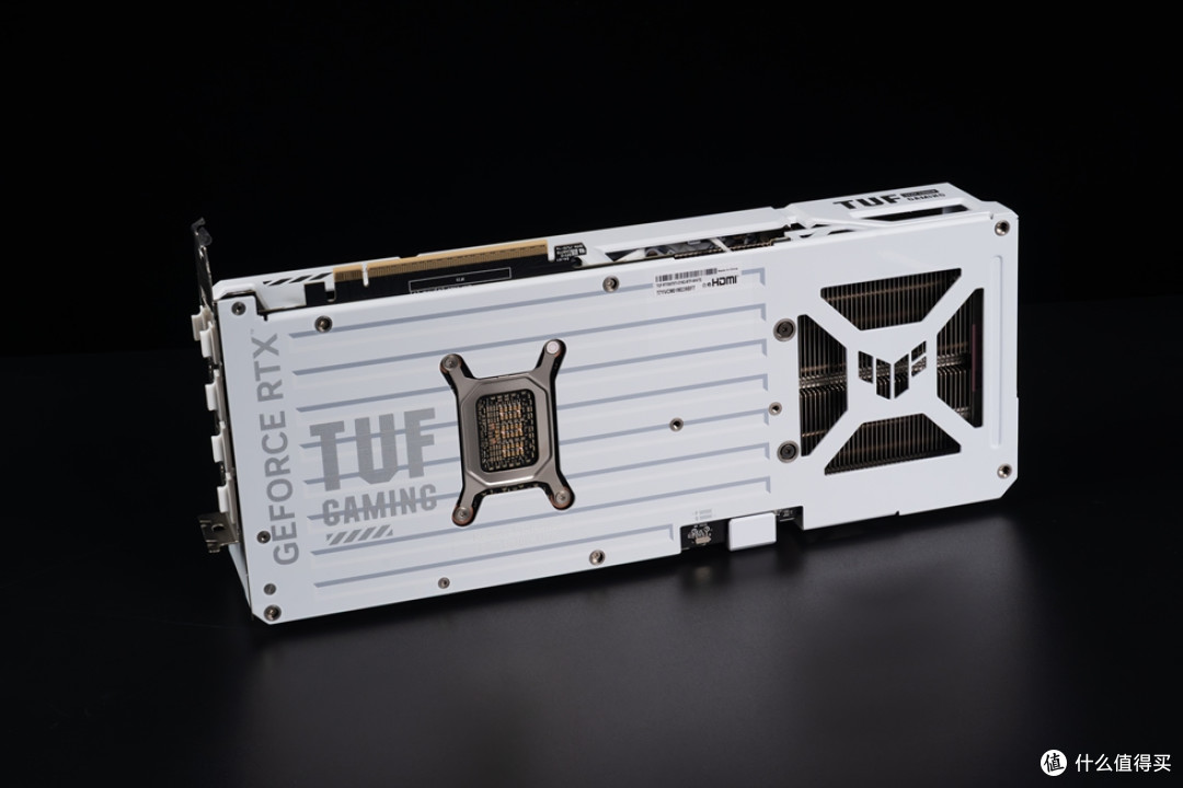TUF B850-BTF+TUF RTX 5070Ti BTF+先马巨浪3装机体验!