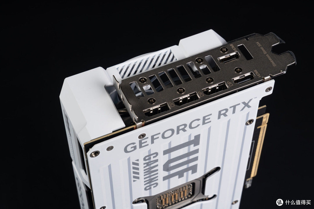 TUF B850-BTF+TUF RTX 5070Ti BTF+先马巨浪3装机体验!