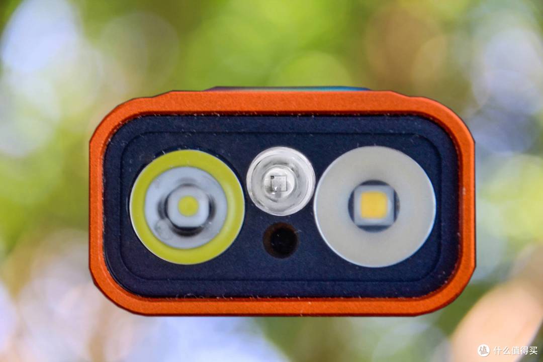 便携新标杆、光影多面手:FENIX E06R Pro