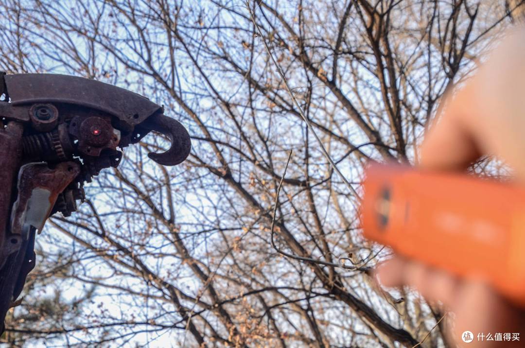 便携新标杆、光影多面手:FENIX E06R Pro