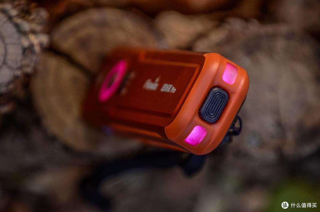 便携新标杆、光影多面手:FENIX E06R Pro