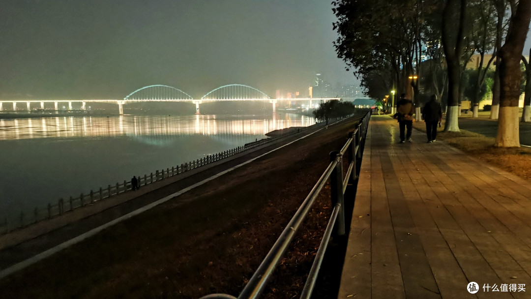 不到300的IHG旗下露台江景房,还要啥自行车—宜昌长江智选假日