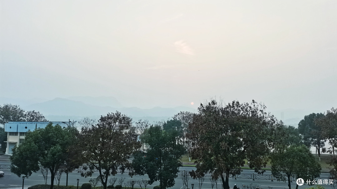 不到300的IHG旗下露台江景房,还要啥自行车—宜昌长江智选假日