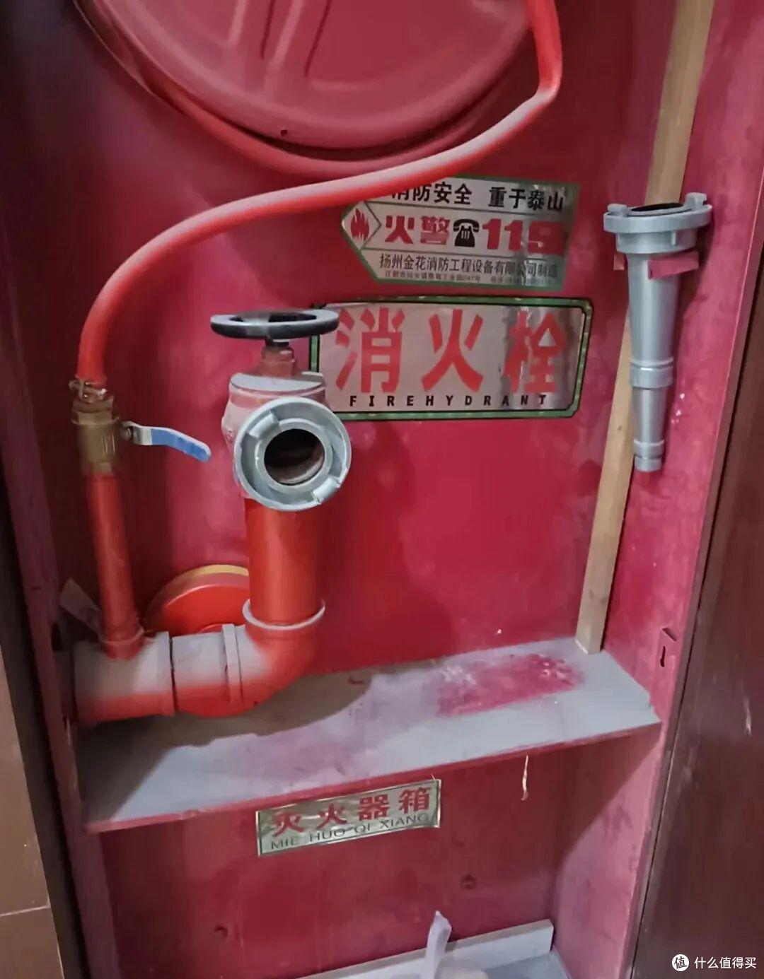 为什么这么多人拒交物业费？看完这8个原因后，我也义愤填膺了！