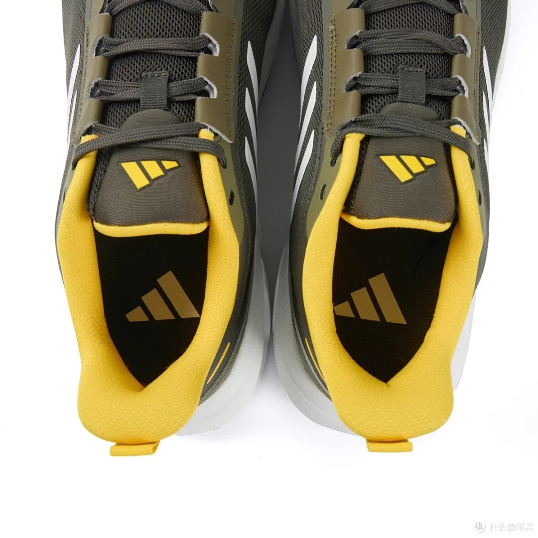 adidas透气中性鞋300天实测