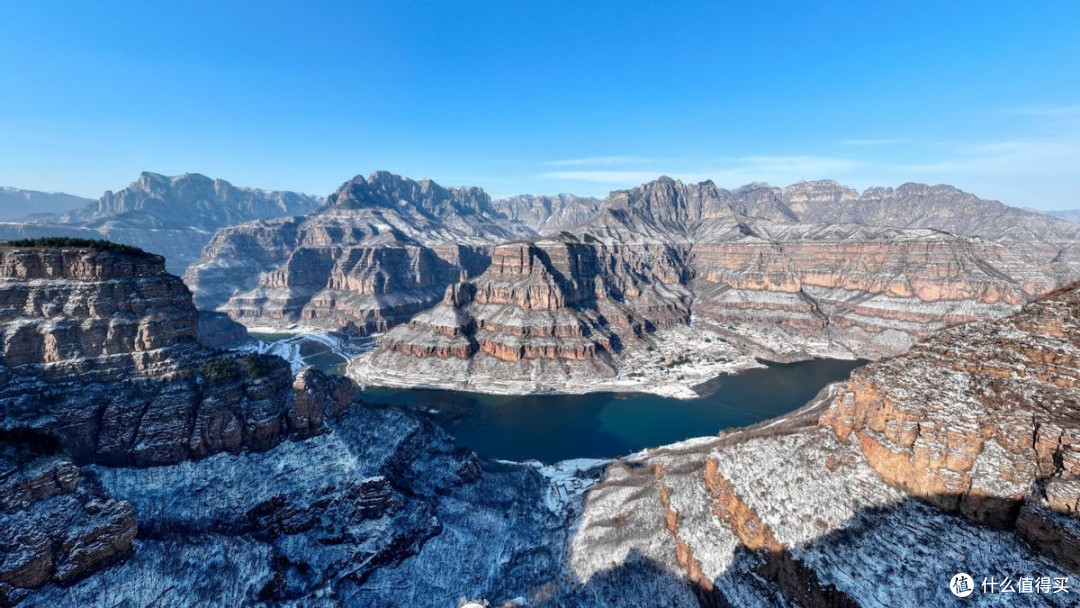 河南安阳市林州:雪后太行大峡谷银装素裹 美景如画