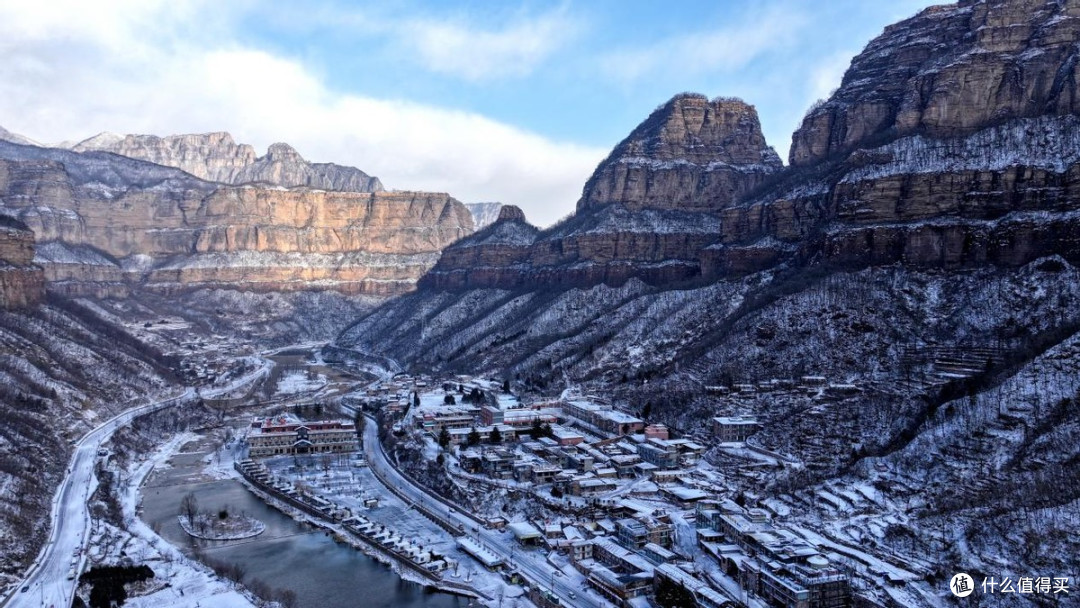 河南安阳市林州:雪后太行大峡谷银装素裹 美景如画
