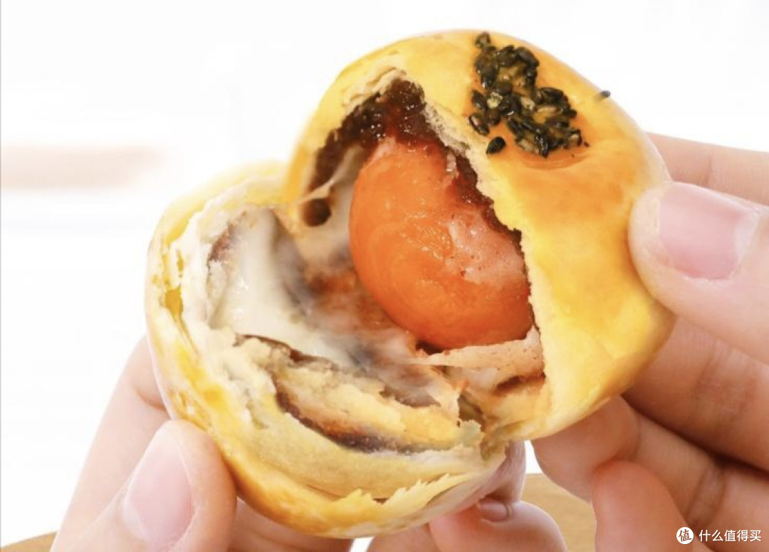 蛋黄酥哪家强各有各的味～