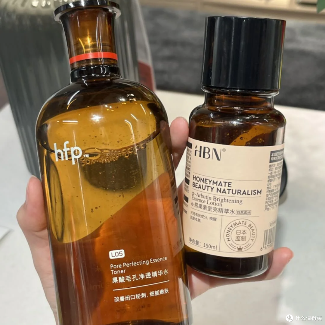 控油祛痘保湿水乳套装怎么选?2025油皮水油不平衡水乳选购指