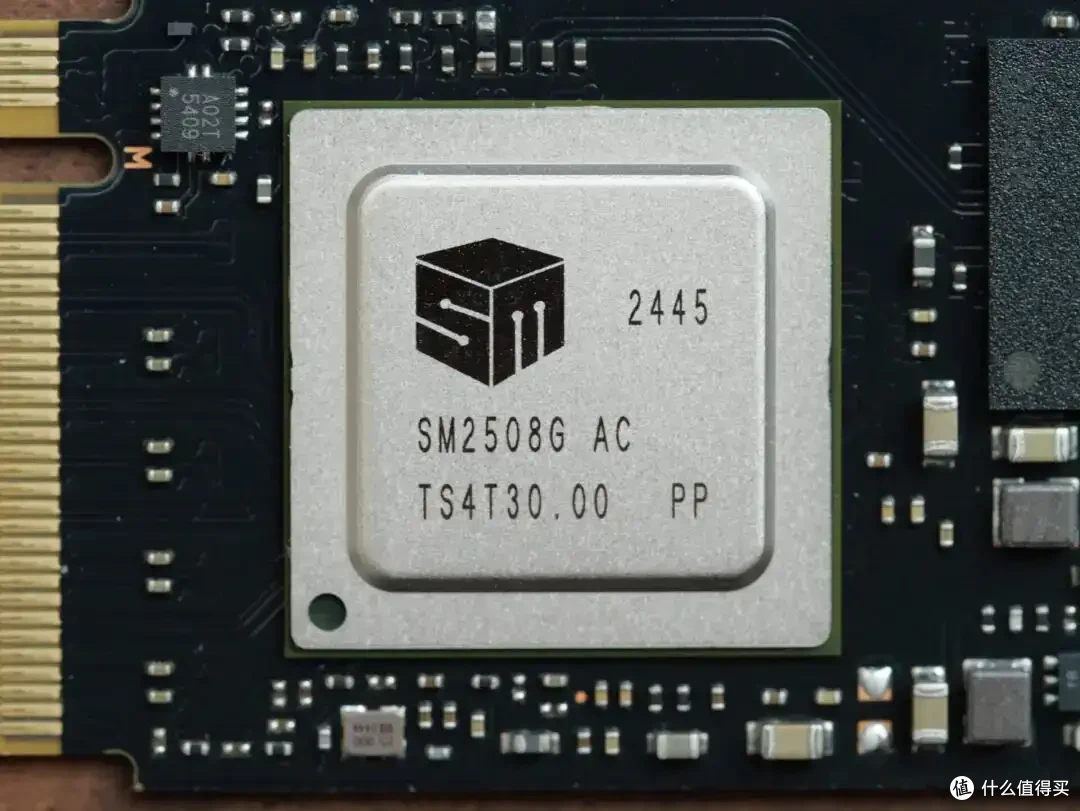 西数SN8100深度测试：成也萧何败也萧何，激进的nCache 4.0双刃剑_固态硬盘_什么值得买