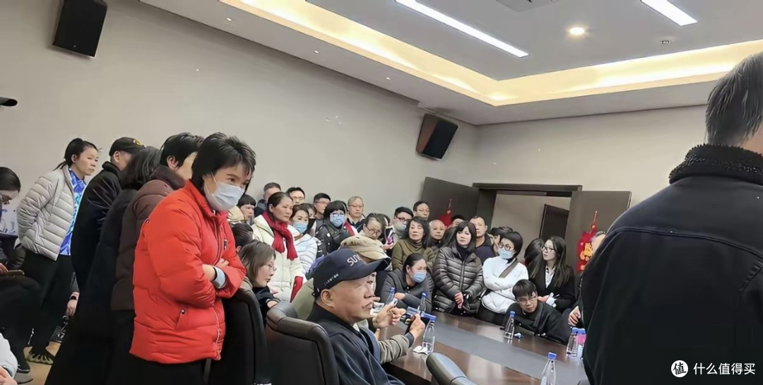浙金中心暴雷下的普通家庭:一场看似安全的理财,怎么就翻车了?
