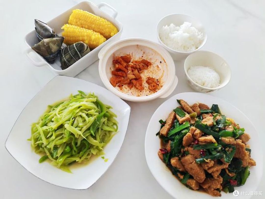 两个人晚餐,搭配三菜三主食,吃得舒服,健康过冬天!