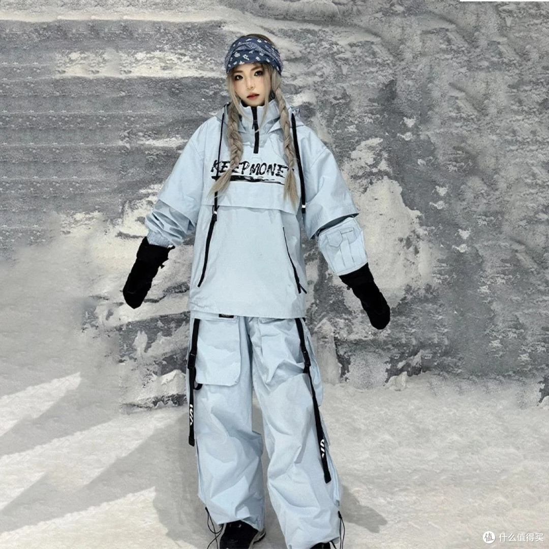 紫罗兰滑雪服套装:保暖与颜值兼备