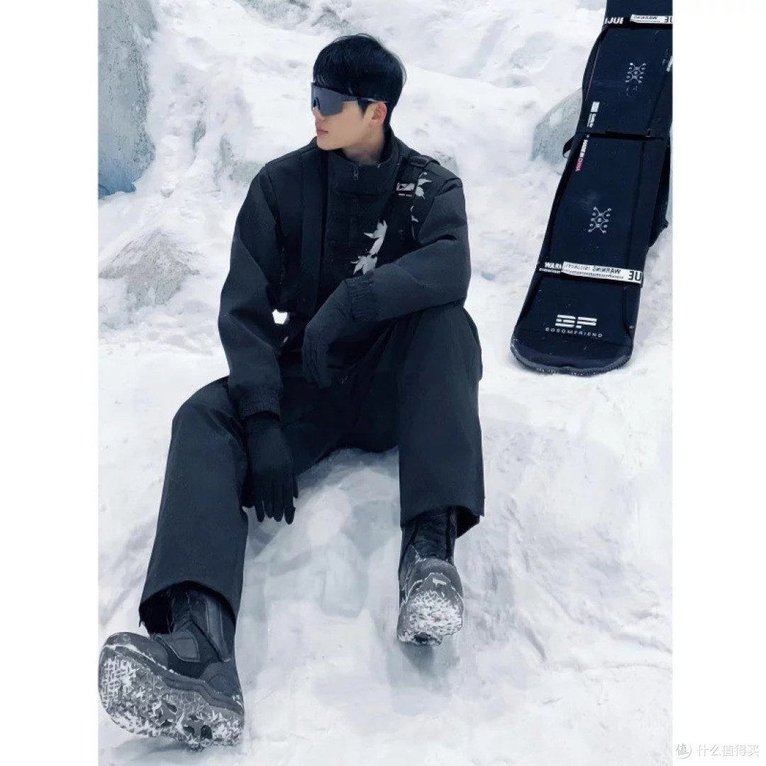 国风滑雪服套装:颜值与机能兼备