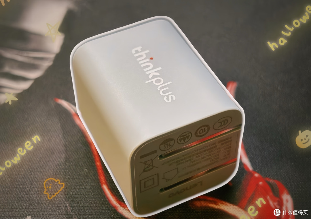 不到10元的thinkplus Type-C 氮化镓 30W 充电头,太香了!