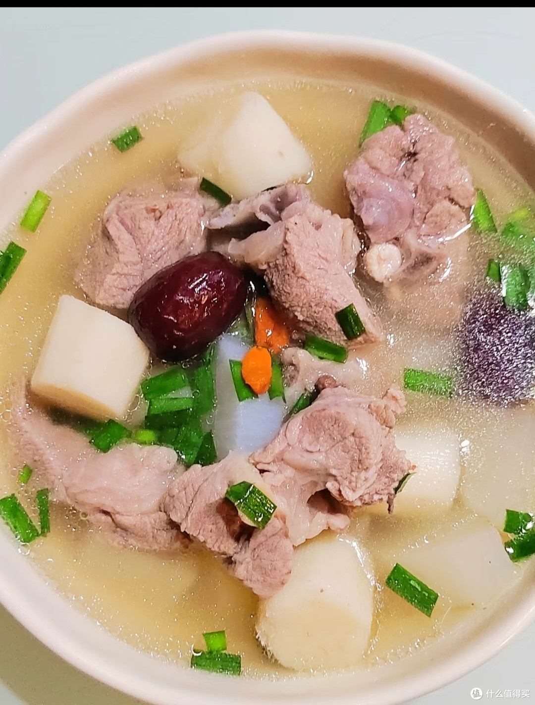 立冬暖胃藏羊肉山药萝卜汤