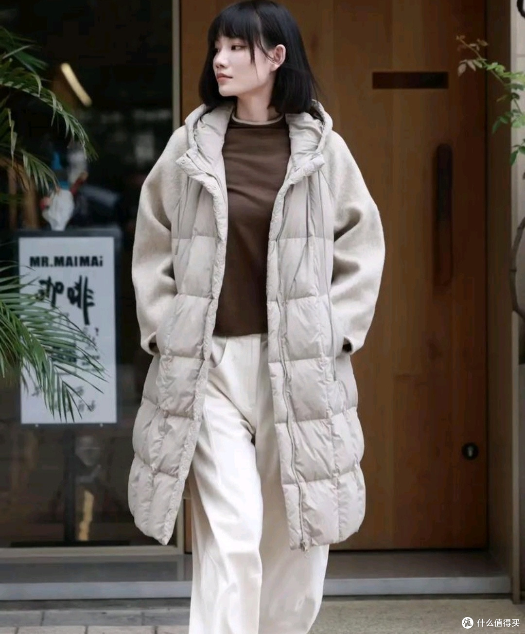 冬季旅行保暖时尚穿搭指南:羽绒服、羊毛大衣、保暖内衣搭配技巧