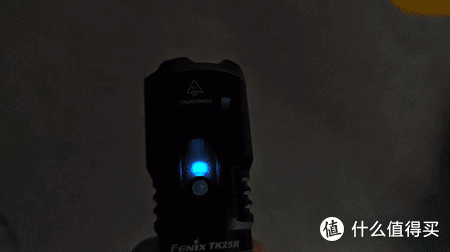 强光与多能兼具:Fenix TK25R手电