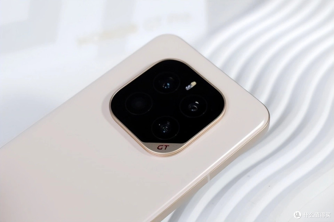 荣耀诞生“新卷王”,7200mAh+IP69+344万跑分,旗舰手机重回低价