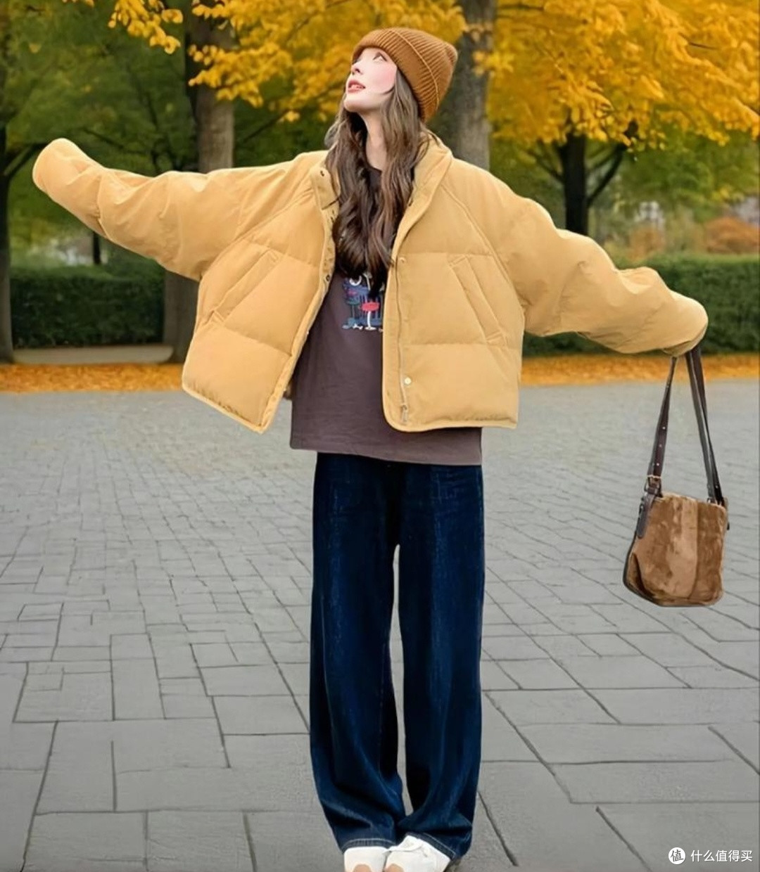 冬季保暖又时尚穿搭指南,如羽绒服搭配高领毛衣,保暖又不失风度