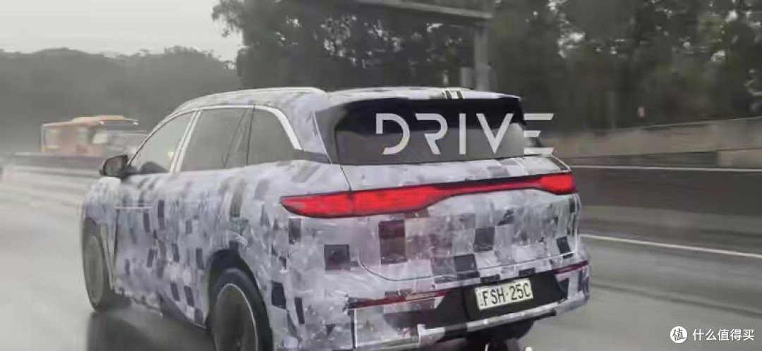 比亚迪亮出“技术家底:海豹08/海狮08双车齐发,兆瓦闪充上车?
