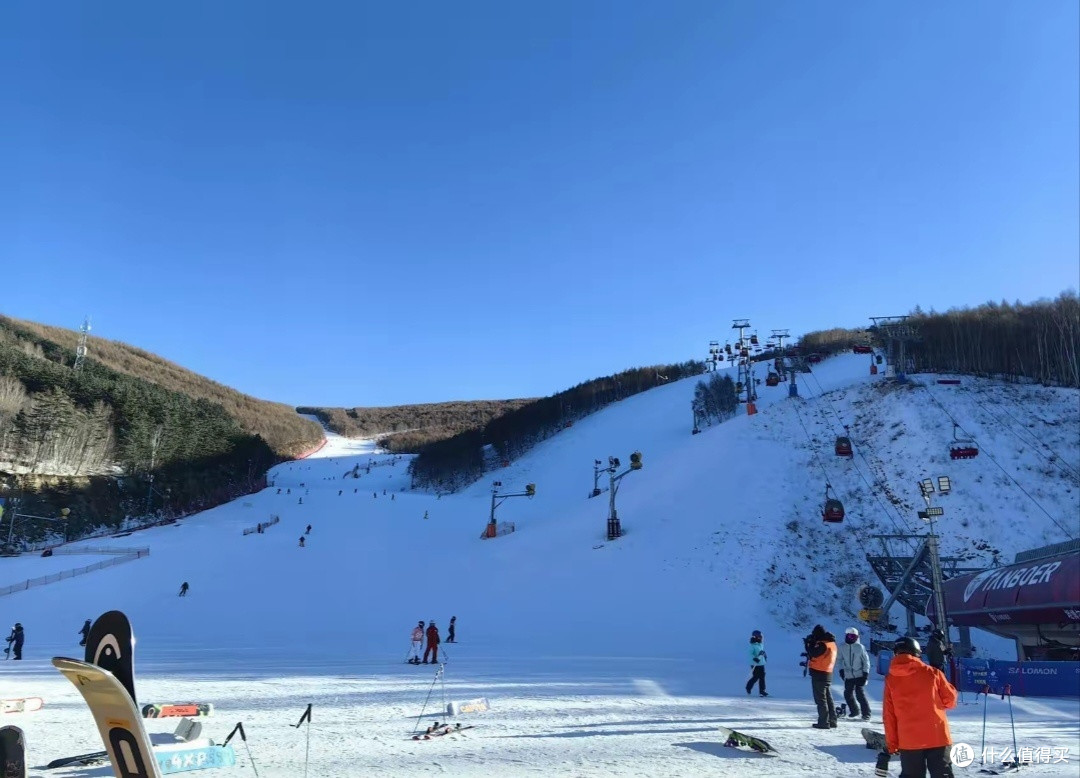 中高阶雪友的粉雪天堂,细节拉满但性价比待考量