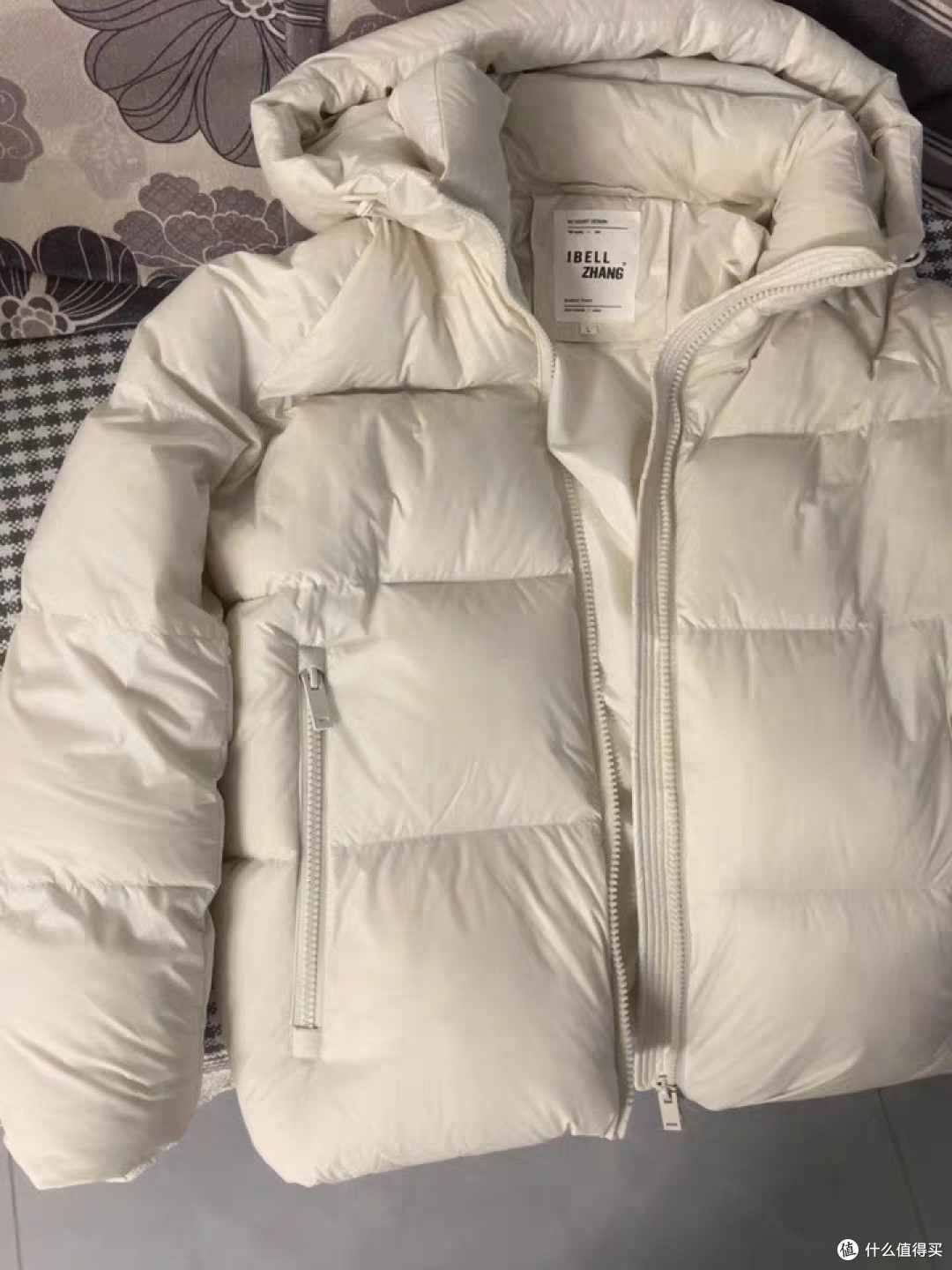 张贝贝ibell黑标羽绒服:冬日出游的保暖颜值双担当