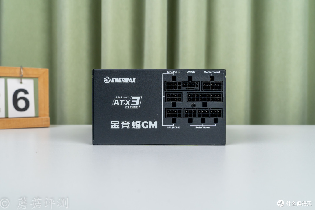 空间巨大,散热优秀,微星X870E暗黑主板搭配乔思伯TK4机箱 装机
