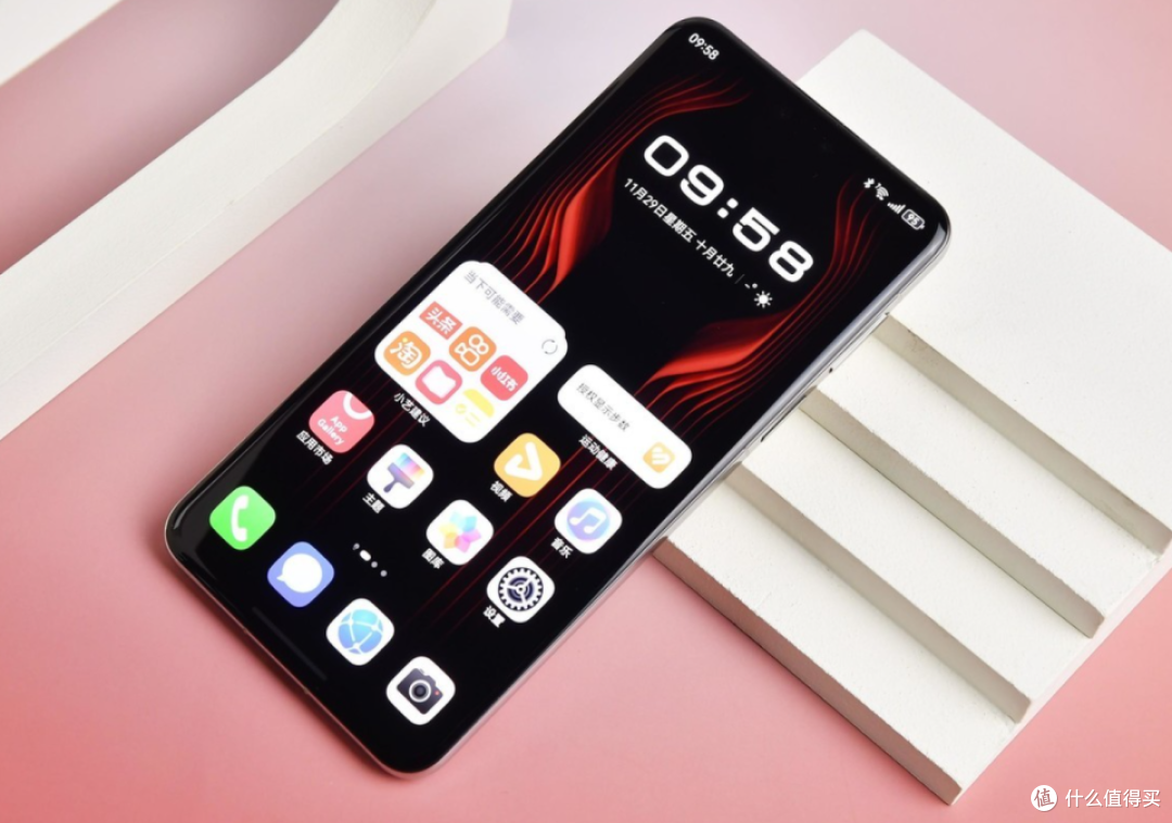 华为Mate70RS重回低价,16GB+512GB跳水2100元,麒麟9020+IP69